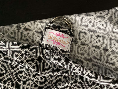 Udder Covers Nursing Cover (1 item)