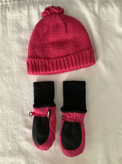 Bundle of 2 Items: BabyGap Toque and Snow Stoppers Mittens (18-24 months), Kids 24 Month (18-24M)