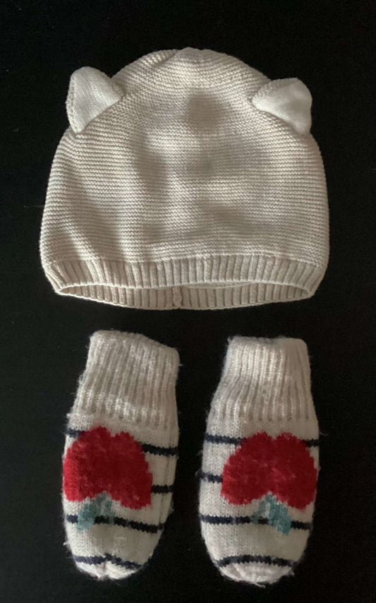 Bundle of 2 Items: Baby Gap Beige Toque & Baby Gap Apple Mittens (18-24 months), Kids 24 Month (18-24M)