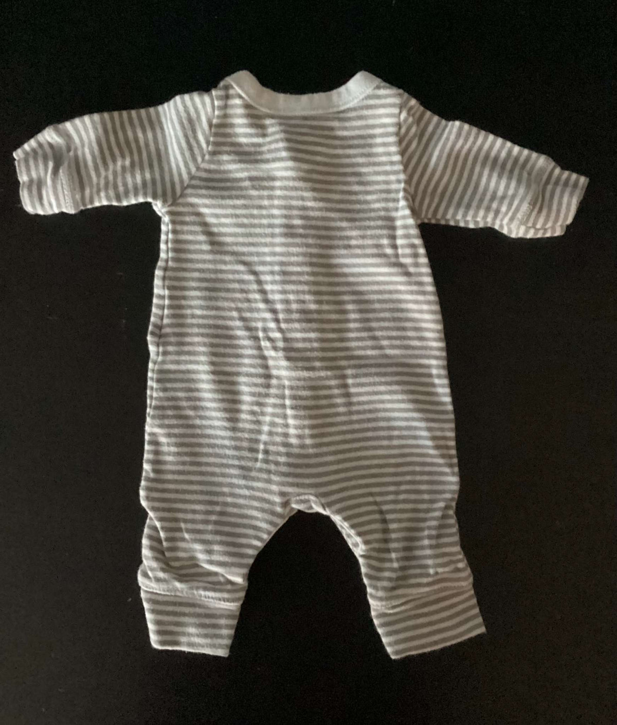 Newborn Bundle of 2: Baby Gap Onesie & Pants (0-3 months), Kids Newborn