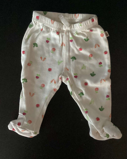 Newborn Bundle of 2: Baby Gap Onesie & Pants (0-3 months), Kids Newborn