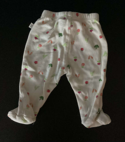 Newborn Bundle of 2: Baby Gap Onesie & Pants (0-3 months), Kids Newborn