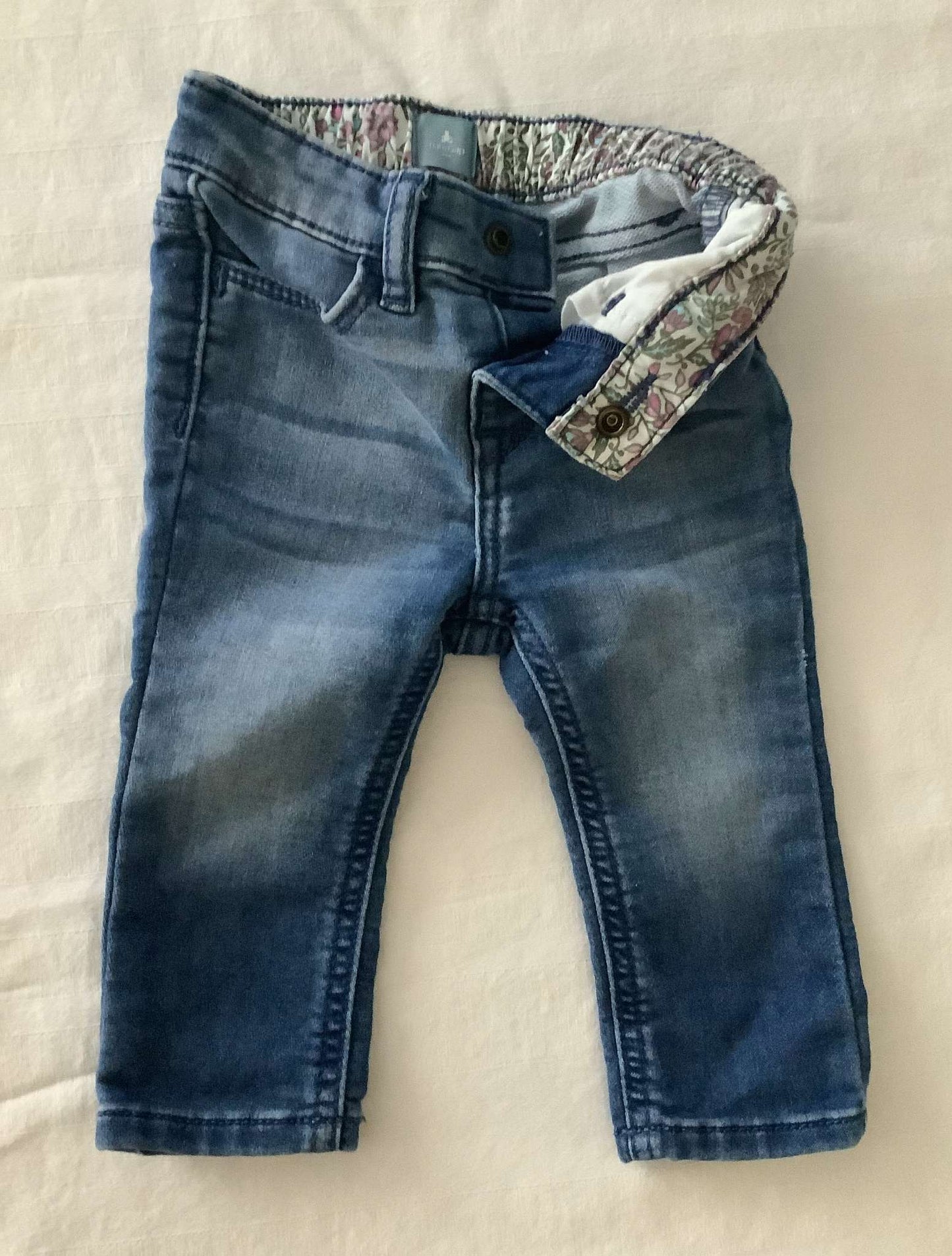 Baby Gap Girls Light Denim 6-12 months, Kids 12 Month (9-12M)
