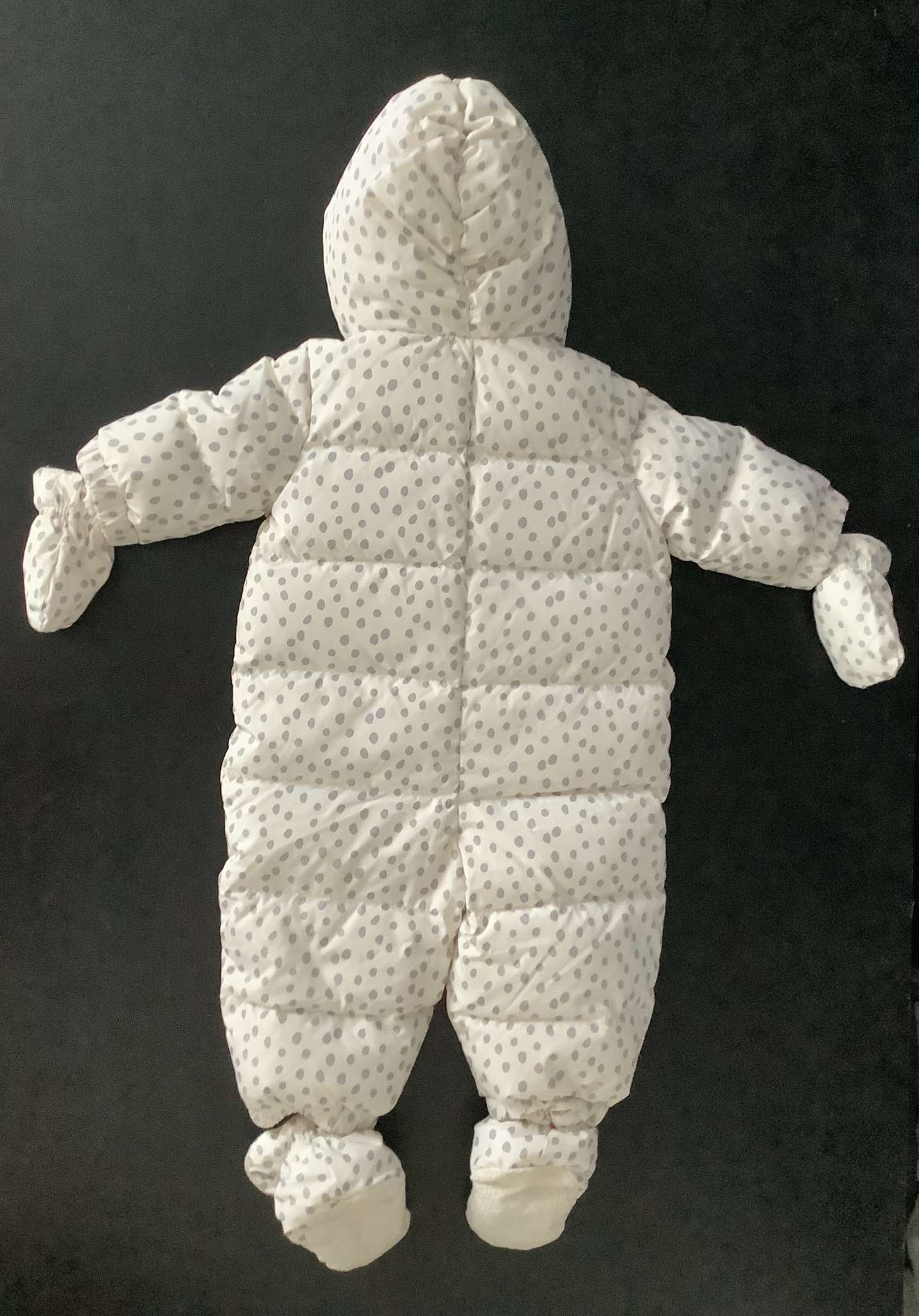 Baby Gap Girls Down Full Snowsuit with Removable Mittens and Booties 6-12 month, Kids 12 Month (9-12M)