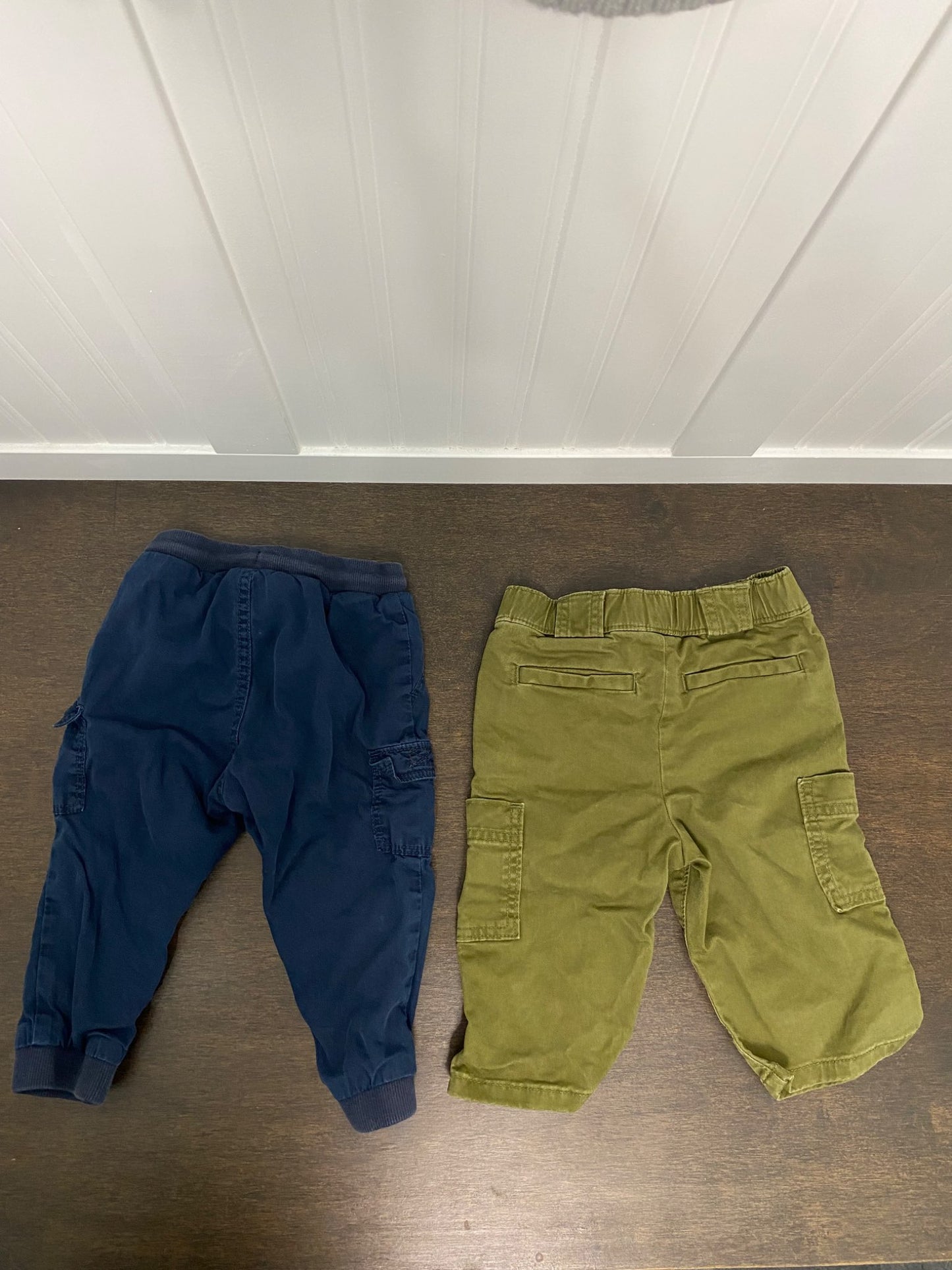12-18 Month Toddler Boy Bundle: 2xCargo Pants + Baby Gap Sweater, Kids 18 Month (12-18M)