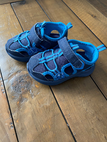 Joe Fresh Water Shoes Toddler 4, Shoes 4 (Baby: 0-12 mth)