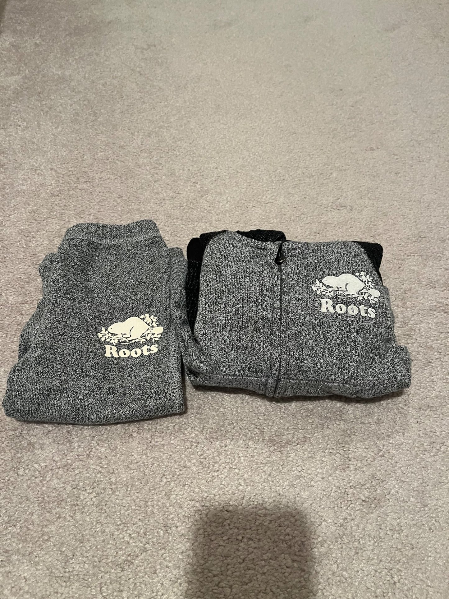 Roots Zip up sweater and sweatpants set