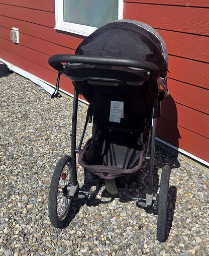Graco Fastaction Jogger Stroller