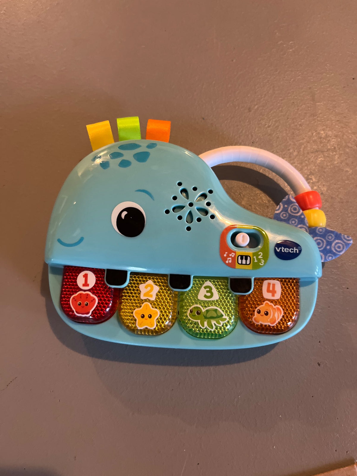 Vtech - Whale Toy with Sounds & Lights