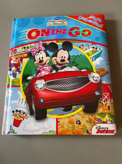 Mickey Mouse Club - On the Go - First Look and Find Book