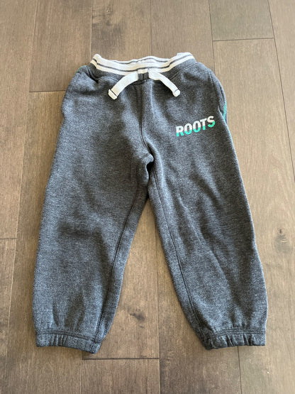 Roots Jogging Suit, Kids 3T