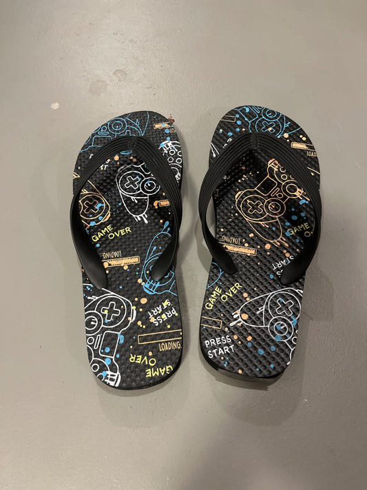 Sandals - Size 2/3, Shoes 2 (Kids:4-8yr)