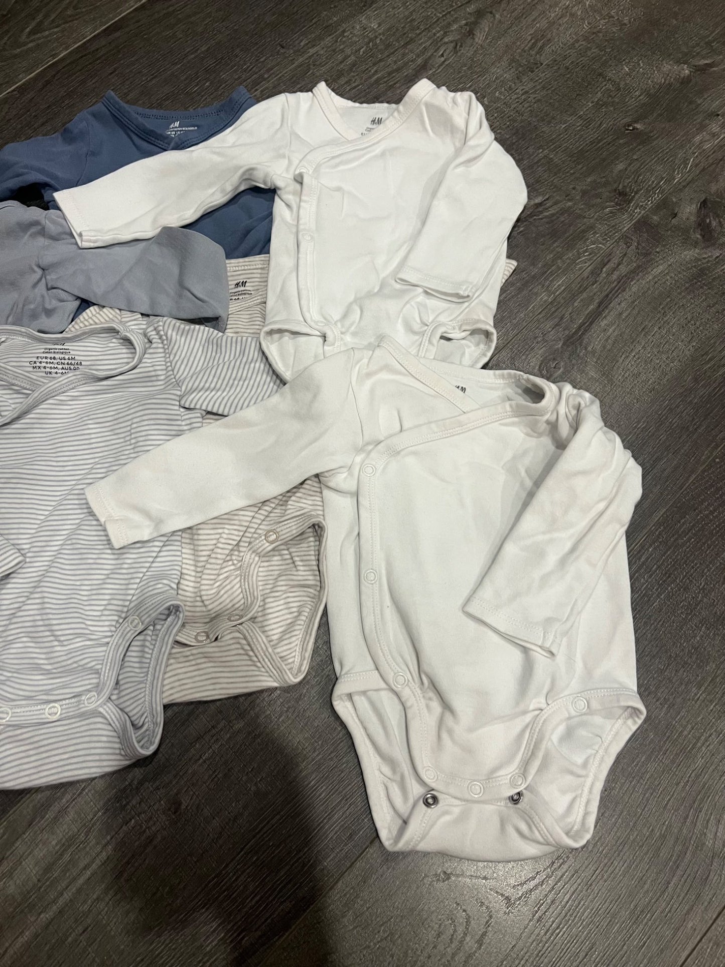 H&M Onsie Bundle, Kids 6 Month (3-6M)