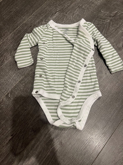 Joe Fresh Onsie Bundle , Kids 6 Month (3-6M)