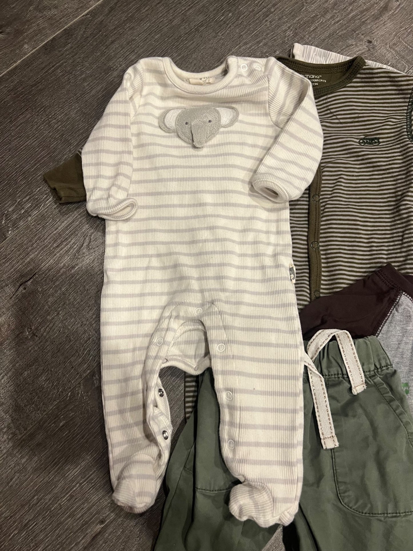 3-6 month Assorted Bundle , Kids 6 Month (3-6M)