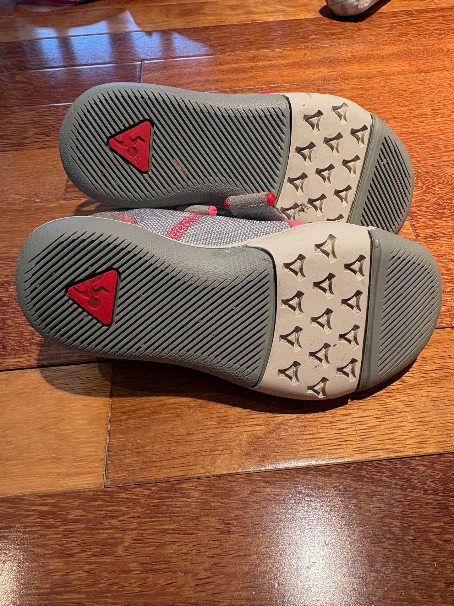 PLAE shoes C10.5, Shoes 10.5 (Toddler:2-4yr)