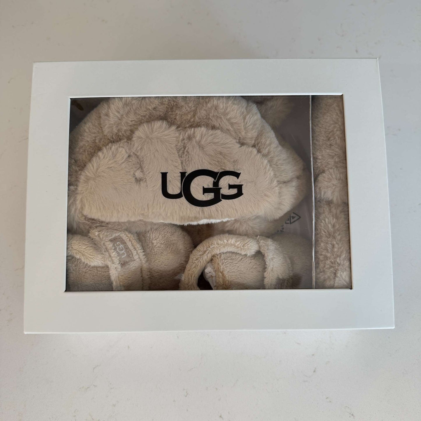 UGG Baby Bixbee Set, Shoes 2 (Baby: 0-12 mth)