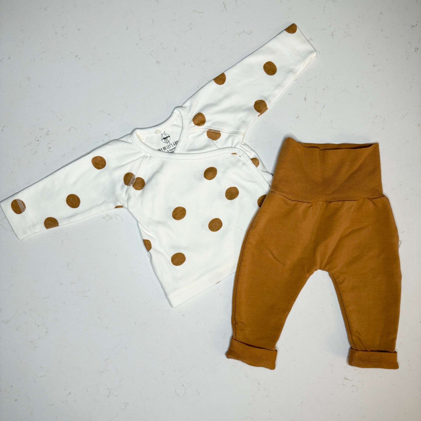 Hey Ho Let's Grow 2-Pc Outfit Set, Kids Newborn