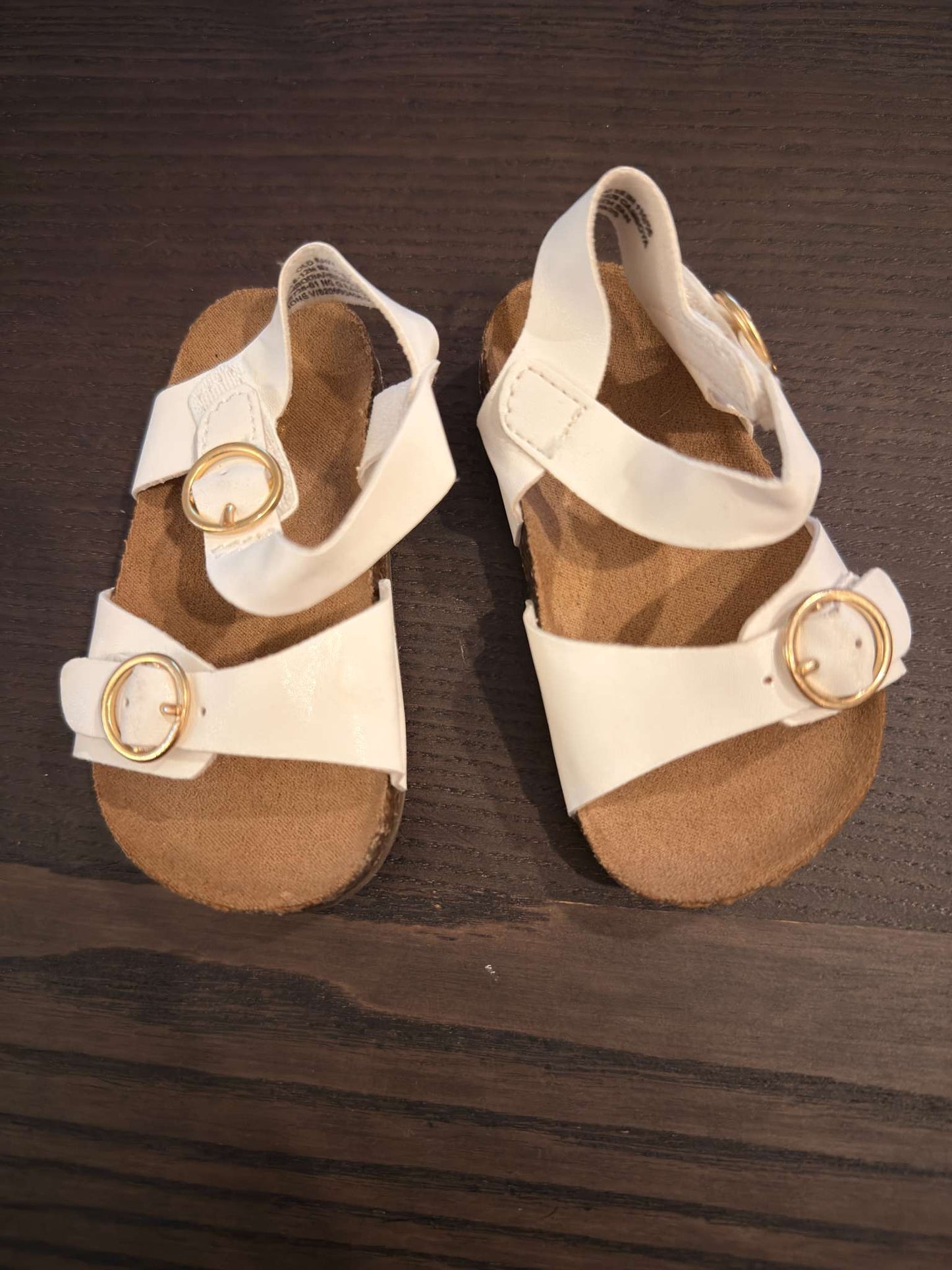 Old Navy sandals - 6-12 months, Shoes 4 (Baby: 0-12 mth)