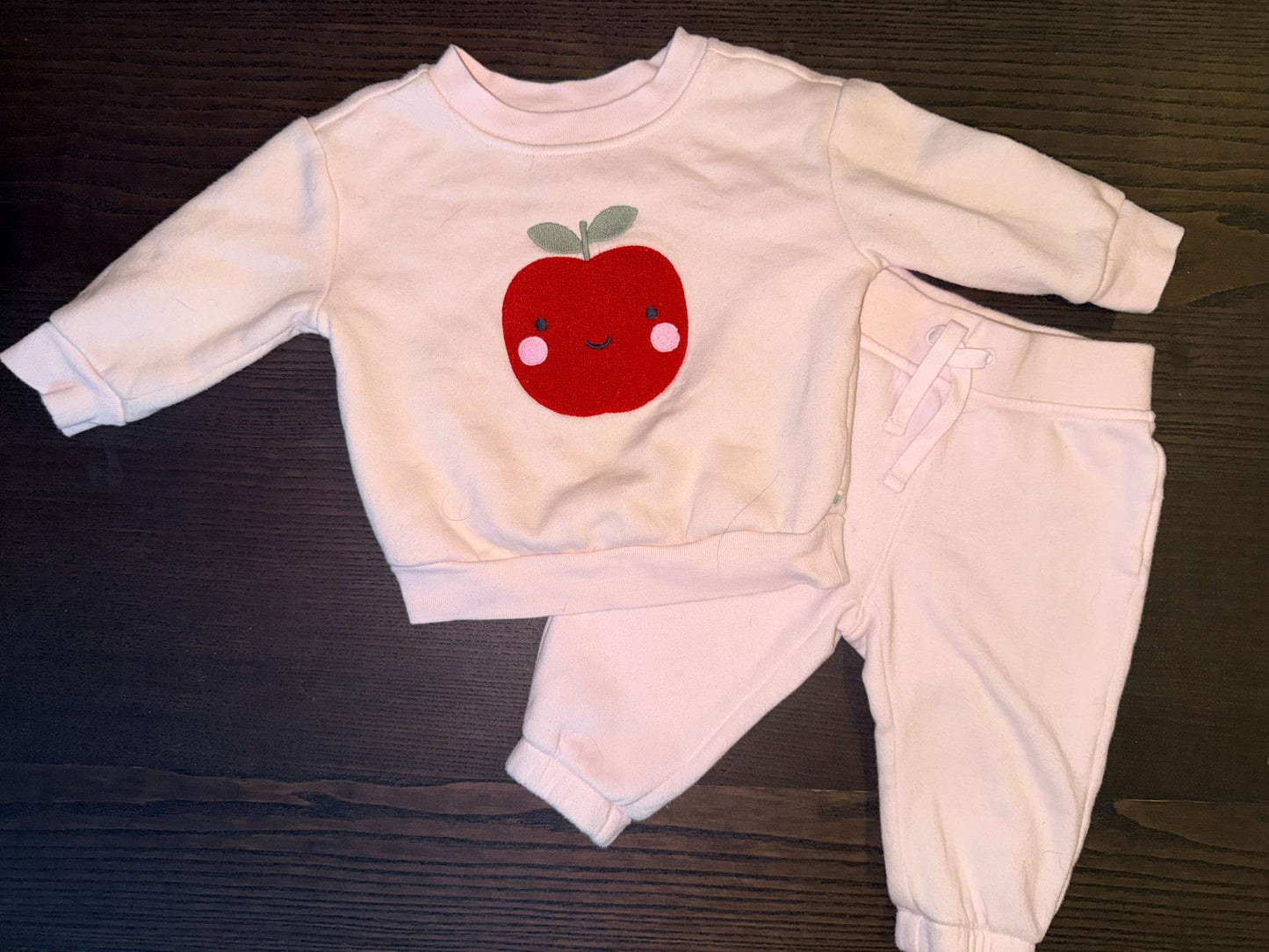 Gap Kids - 2-piece Pink Apple set, Kids 12 Month (9-12M)