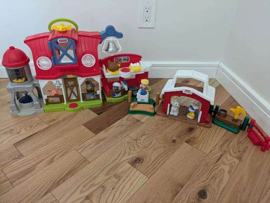 LIttle people Farm Set with Extras
