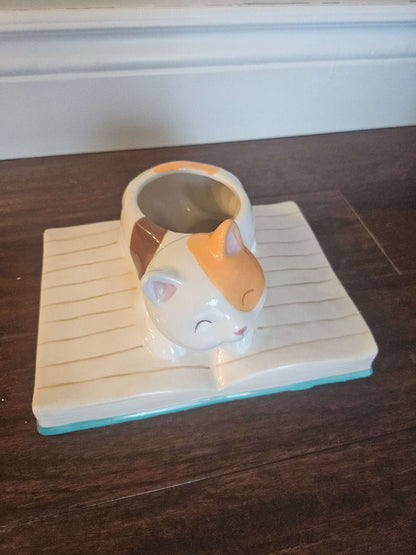 Ceramic Cat on Book Pencil Holder