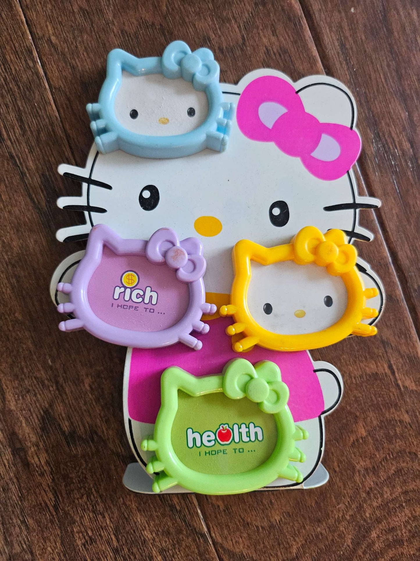 Hello Kitty Magnetic Photo Frame Set