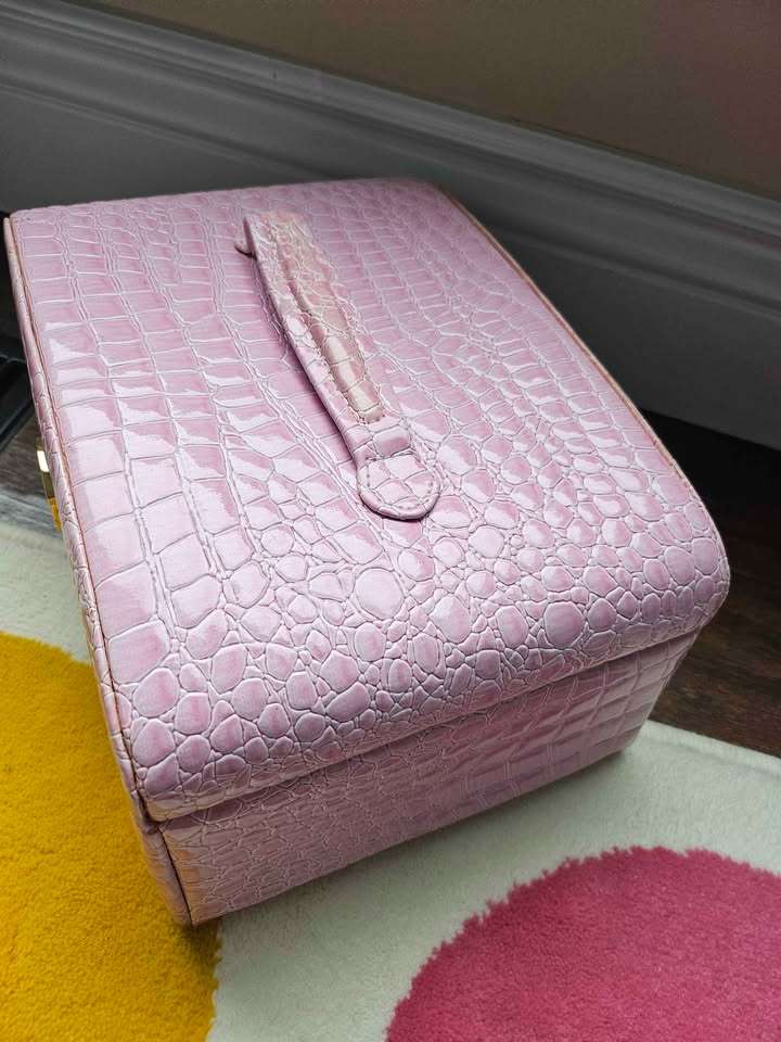 NEW Pink Jewelry Organizer Box