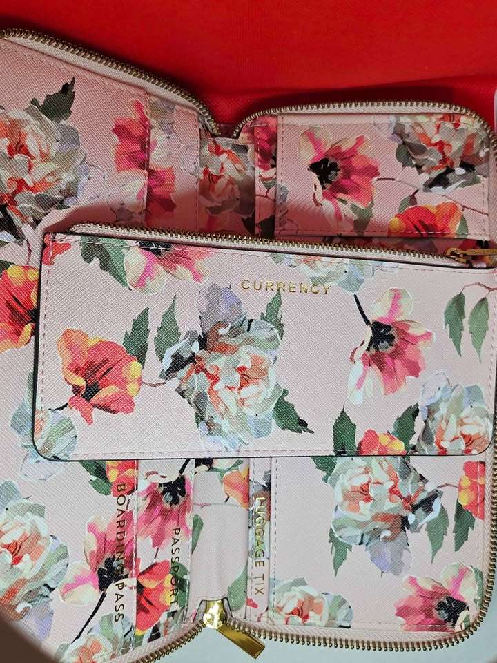 Love & Lore Floral Leather Travel Wallet