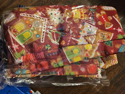 Holiday Christmas Gingerbread Man Curtain Panel NIP | Sweet Treats Red Window Drapery