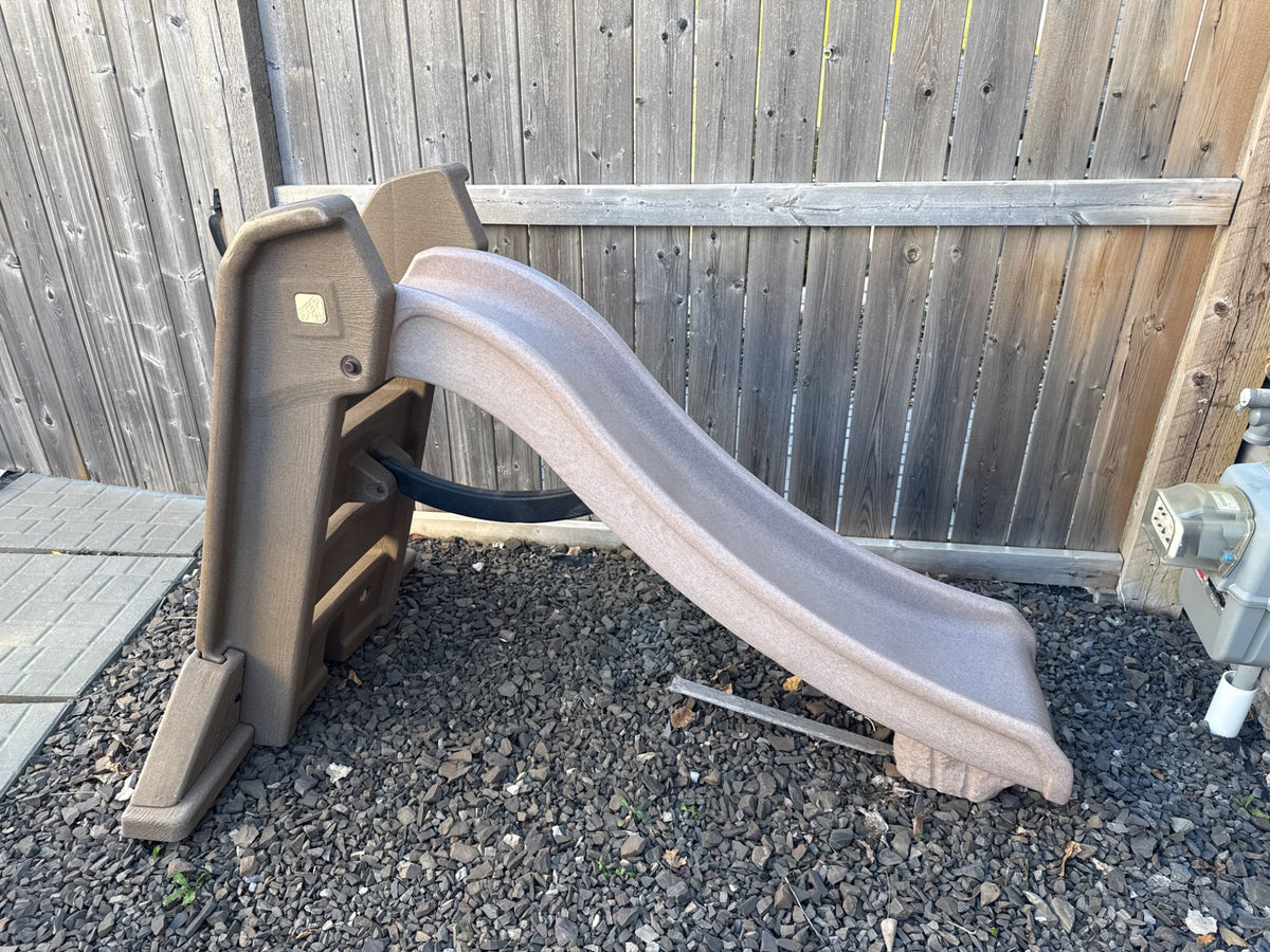 Step 2 kids slide/ladder