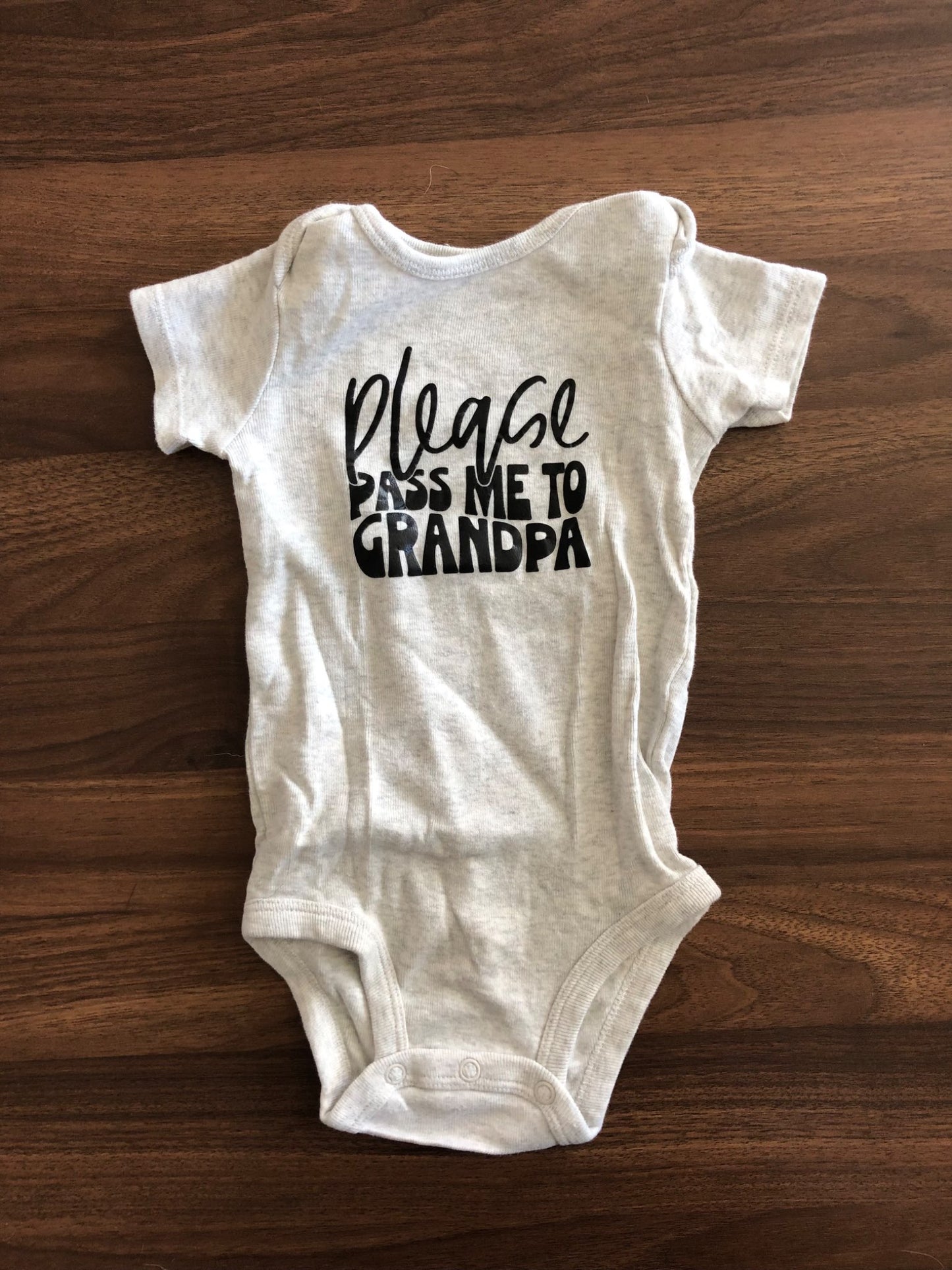 Baby Pass to Grandpa Short Sleeve Bodysuit, 6-9M, Kids 9 Month (6-9M)
