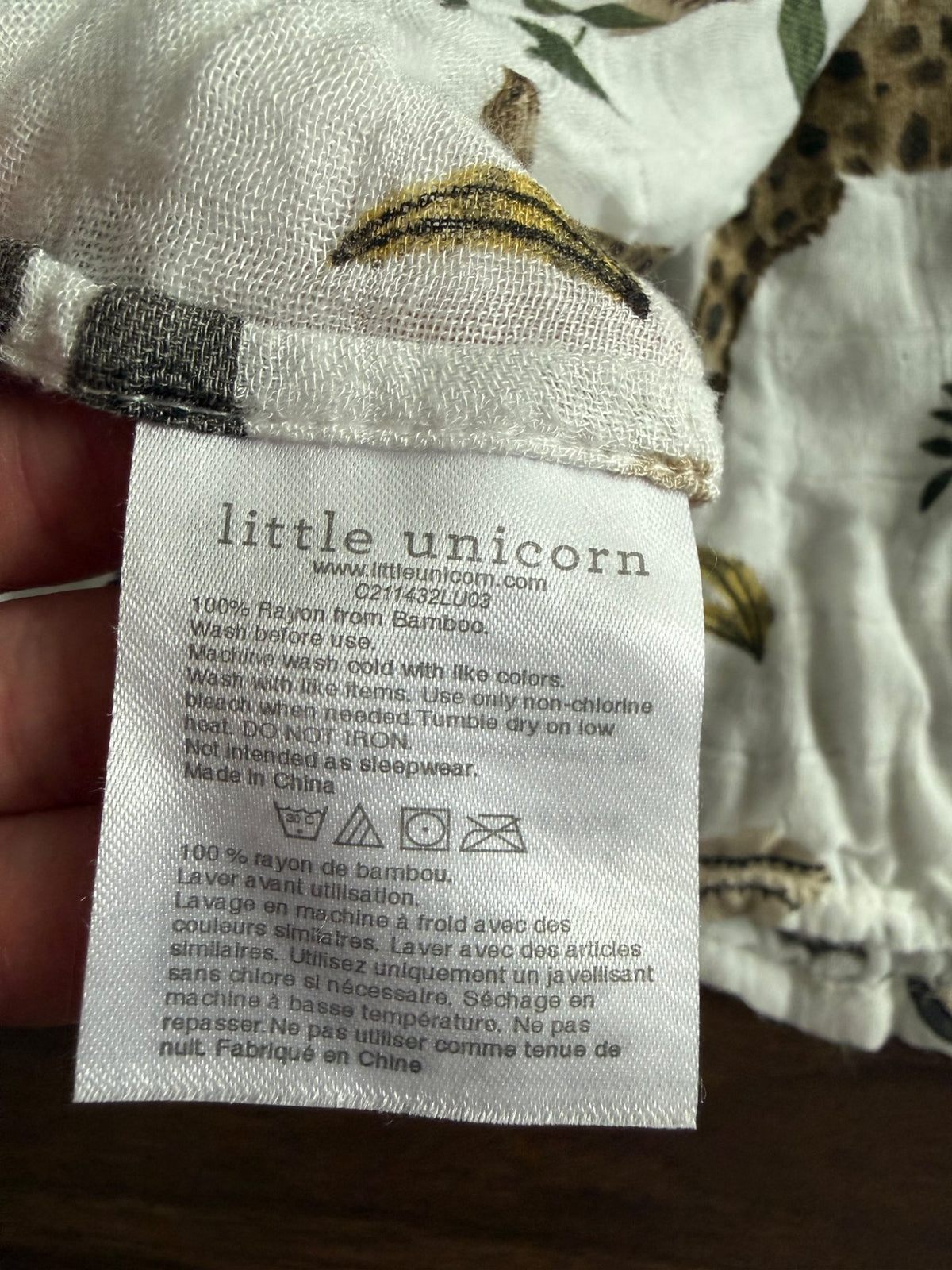 Little Unicorn Deluxe Muslin Swaddle Bundle, 2 pieces, 0-3 Months (Newborn)