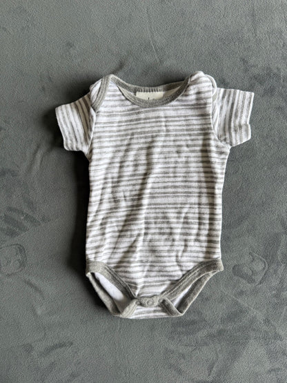 Short Sleeve Onsie Bundle, 3 pieces, 3-6M, Kids 6 Month (3-6M)