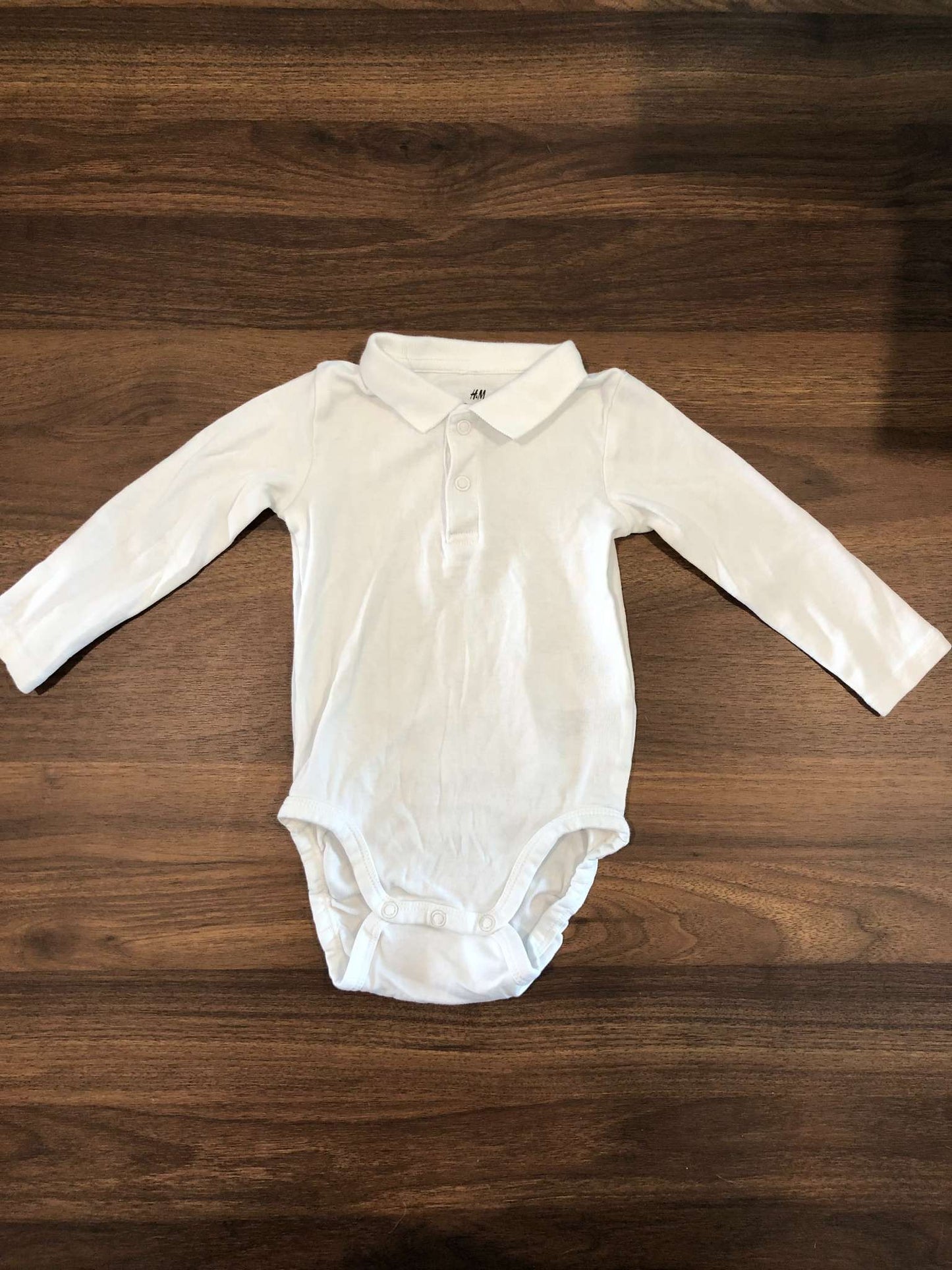 H&M Baby Boy Long Sleeve White Collared Bodysuit, 9-12M, Kids 12 Month (9-12M)