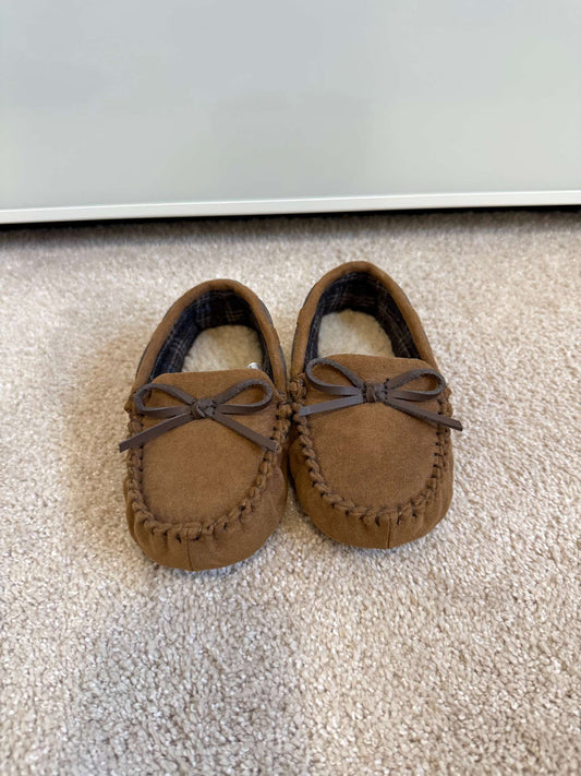 Cat & Jack Toddler Boy Brown Moccasin Slippers, Size 7, Shoes 7 (Walkers:12-24 mth)