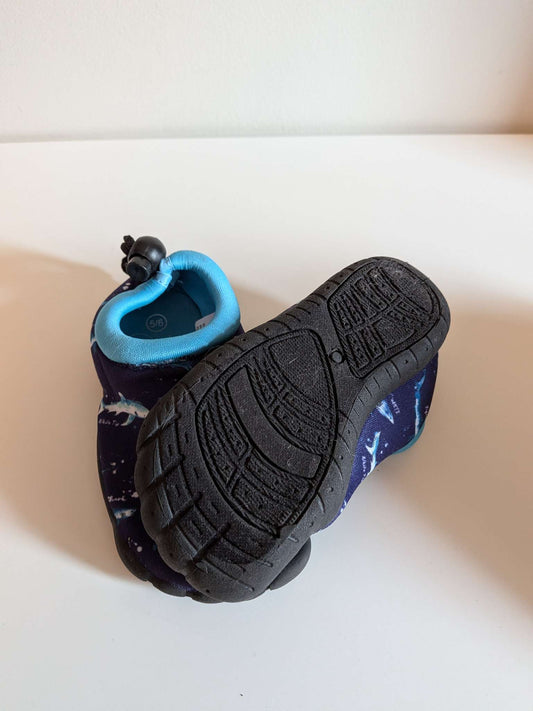 Tommy Bahamas Water Shoes - 5/6, Shoes 5 (Walkers:12-24 mth)
