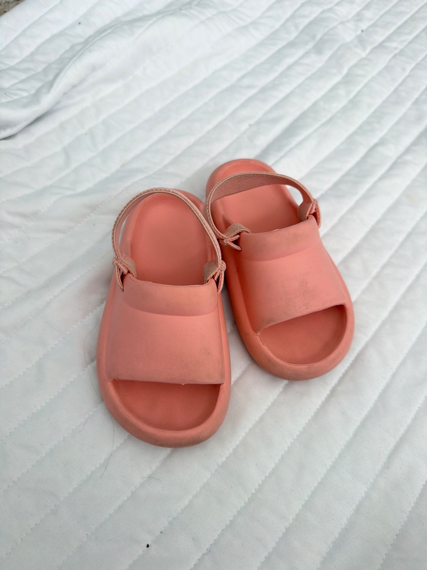 Zara clogs , Shoes 6 (Walkers:12-24 mth)