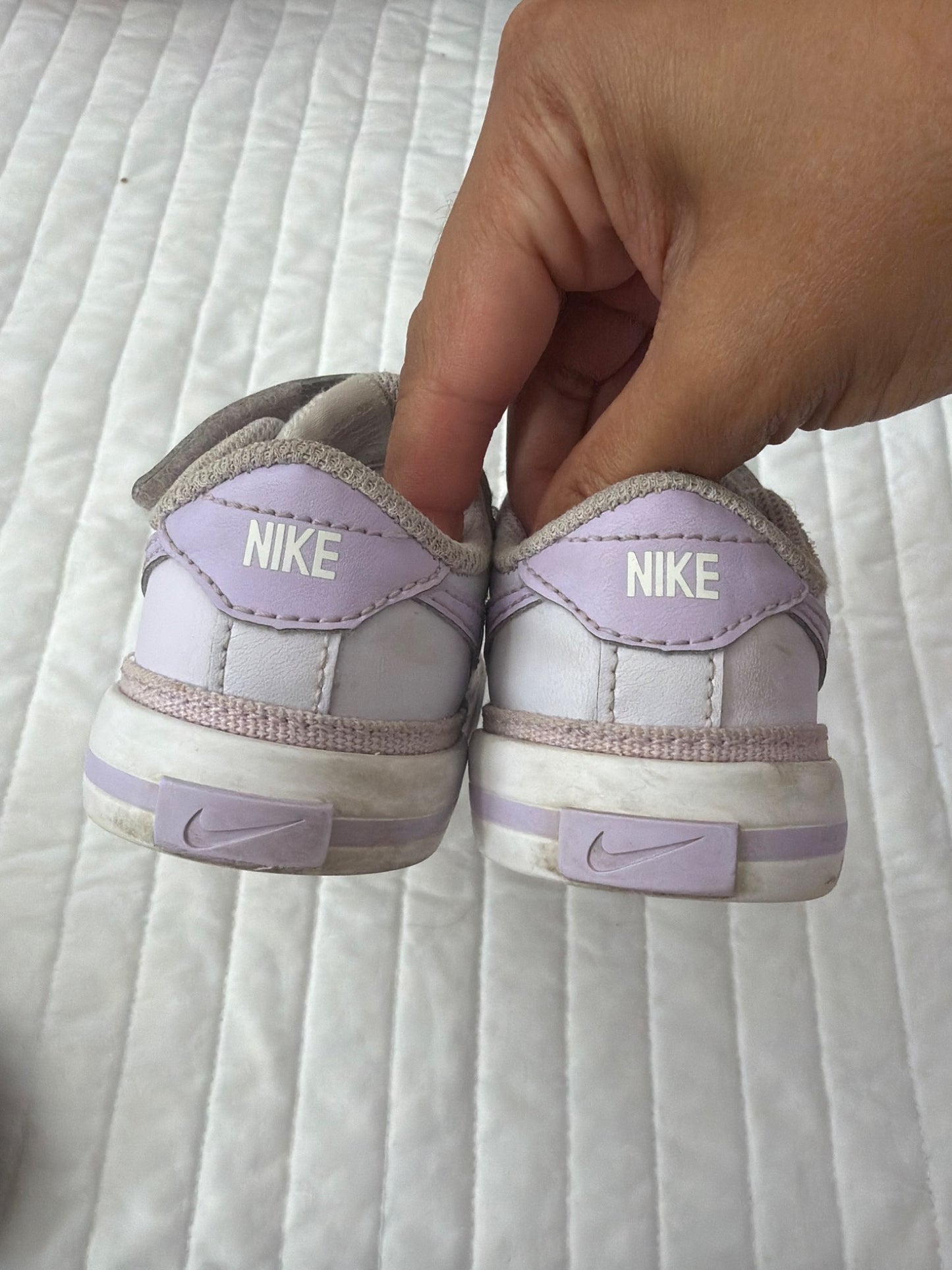 Nike toddler shoes , Shoes 7 (Walkers:12-24 mth)