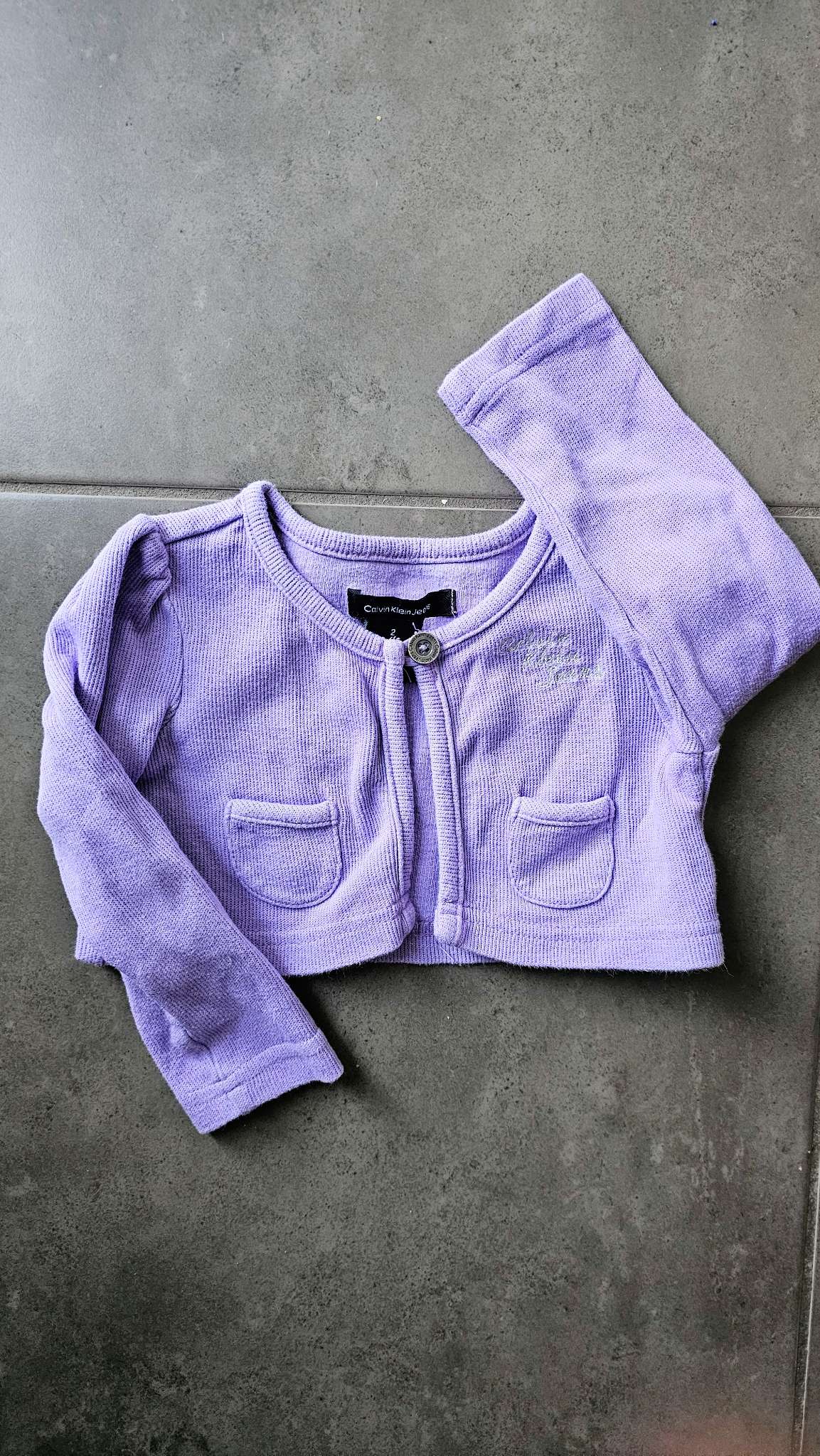 Calvin Klein Jeans Girls Purple Cropped Cardigan – size 2, Kids 2T