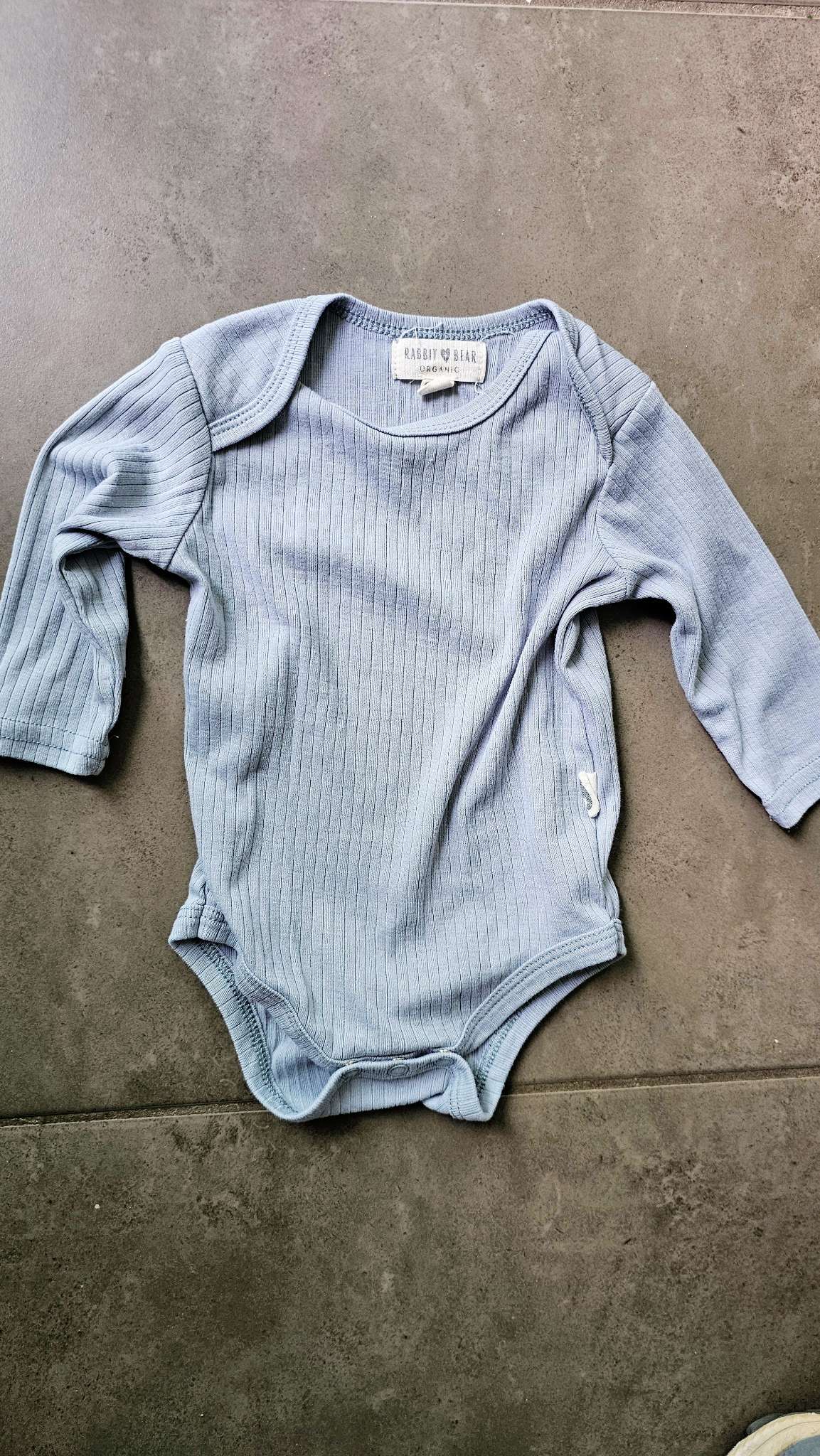 Rabbit & Bear Baby Grey Long Sleeve Onesie – newborn , Kids Newborn