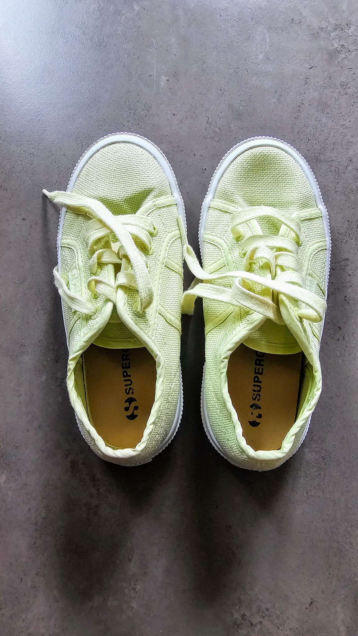 Superga Kids Lime Green Sneakers – (Size 12), Shoes 12 (Toddler:2-4yr)