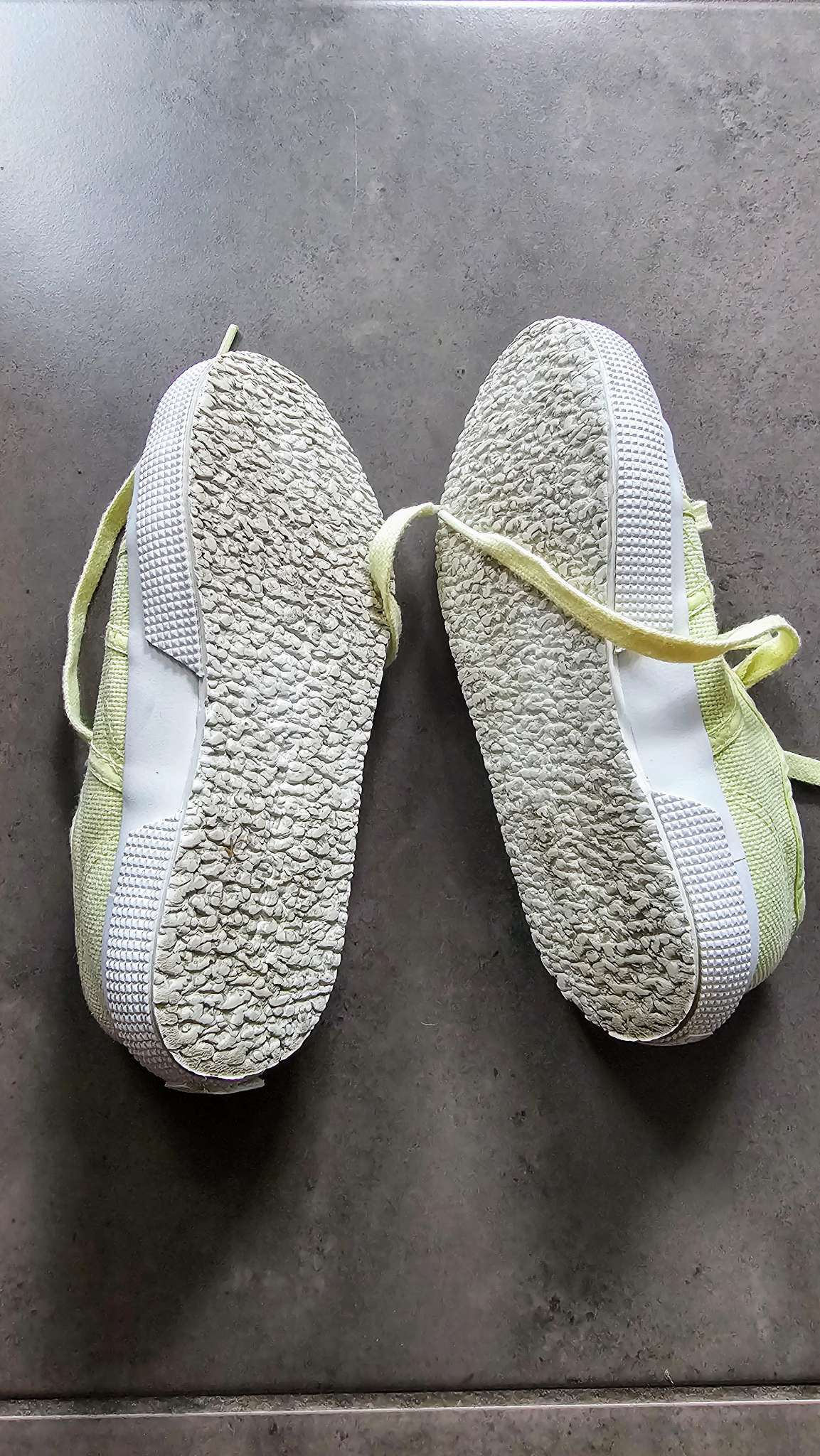 Superga Kids Lime Green Sneakers – (Size 12), Shoes 12 (Toddler:2-4yr)
