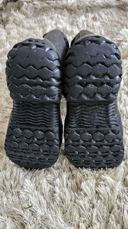 Bogs Kids Black Winter Boots - size 11, Shoes 11 (Toddler:2-4yr)