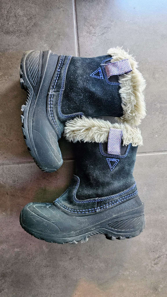 The North Face Kids Black Winter Boots – (Size 13), Shoes 13 (Kids:4-8yr)