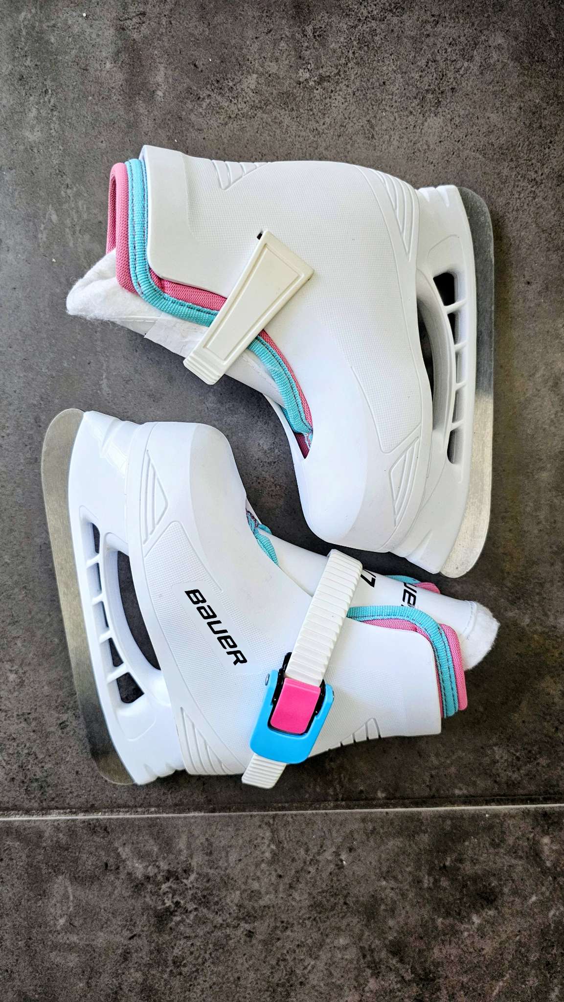 Bauer Kids Convertible Ice Skates  - size 6/7, Shoes 6 (Walkers:12-24 mth)