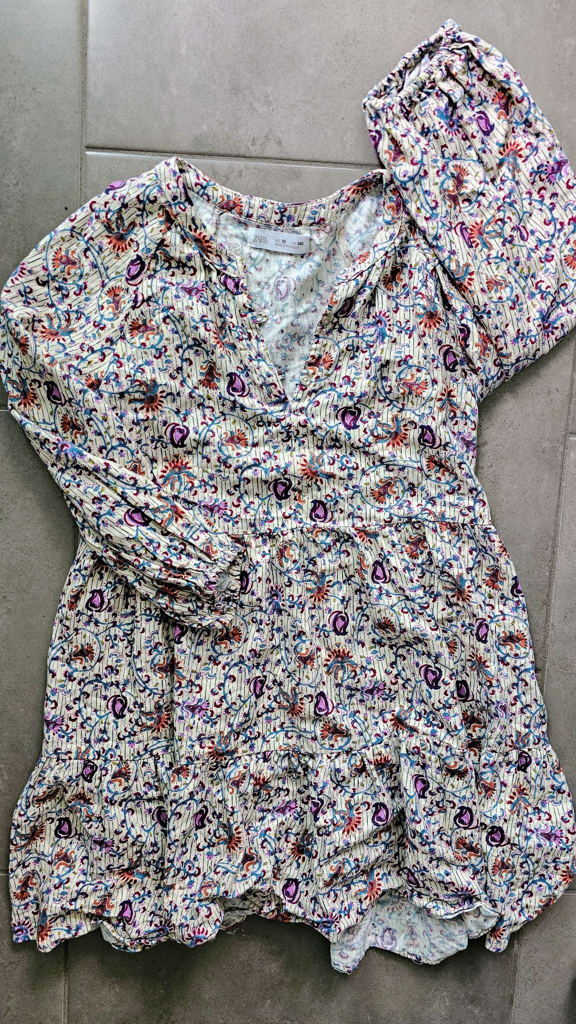 Zara Girls Floral Print Top/Dress – size 10, Kids 10