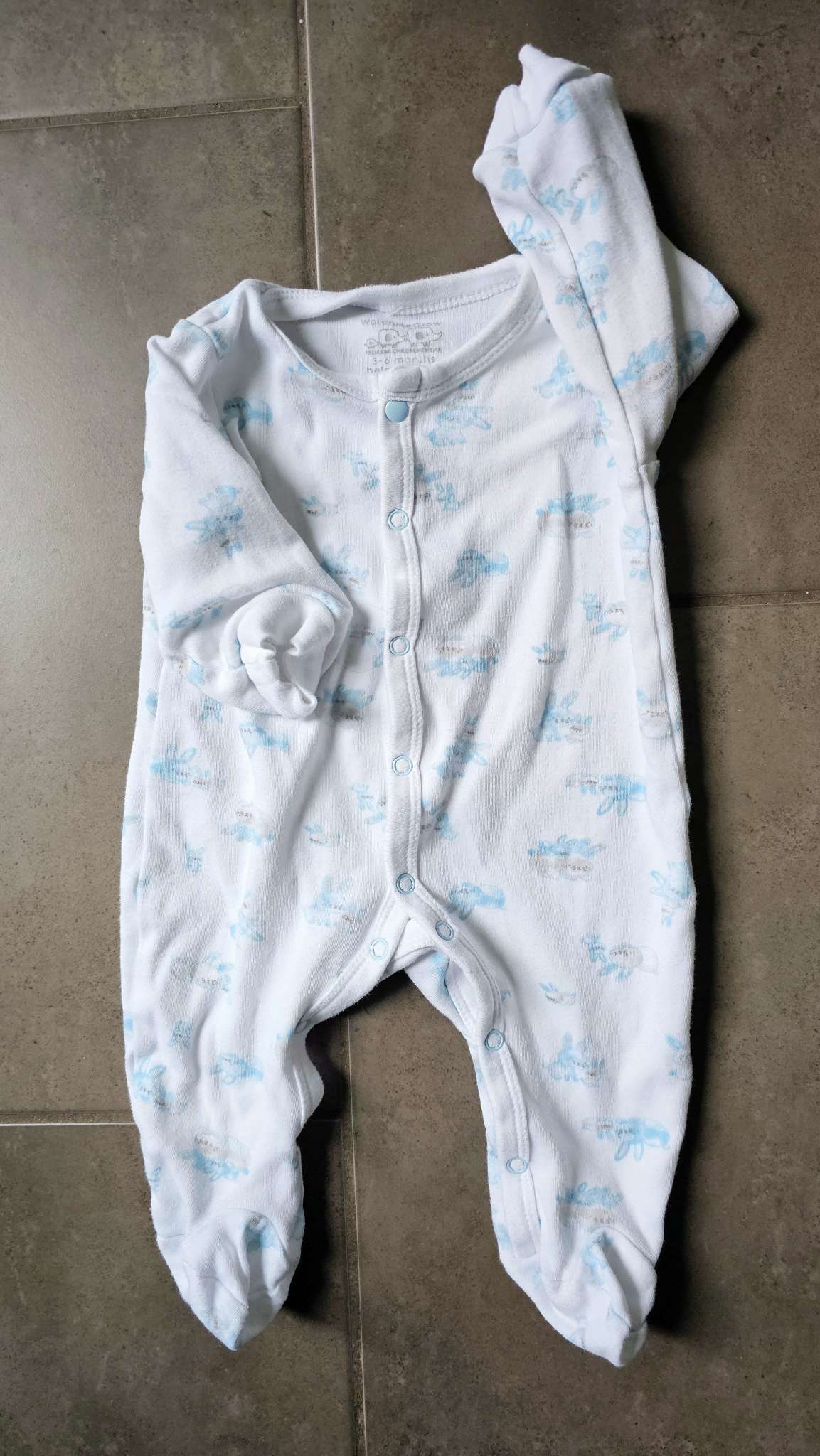 Watch Me Grow White Animal Print Footed Onesie – (3-6 Months), Kids 3 Month (0-3M)