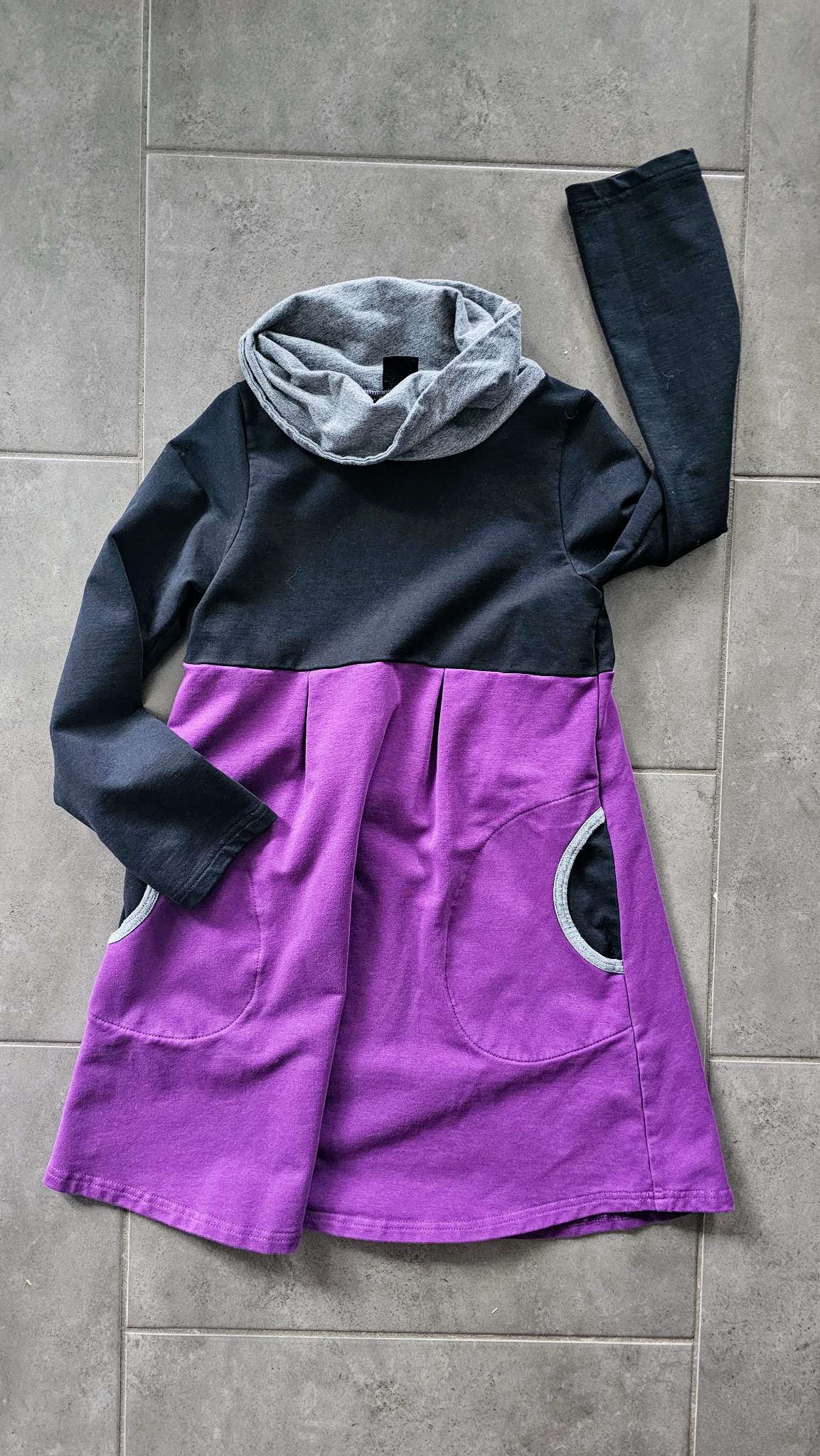 Peekaboo Beans Girls Black/Magenta Dress - size 7, Kids 7