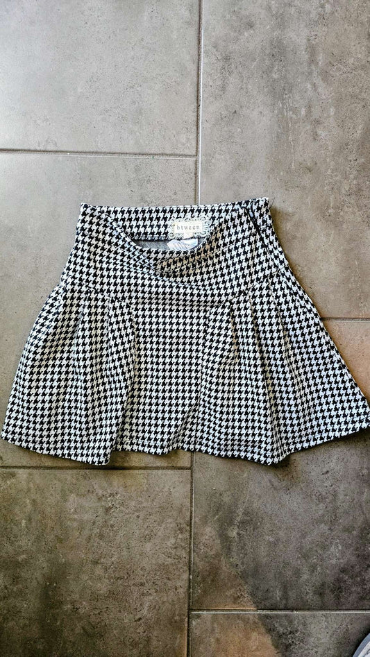 Girls skirt size 8, Kids 8